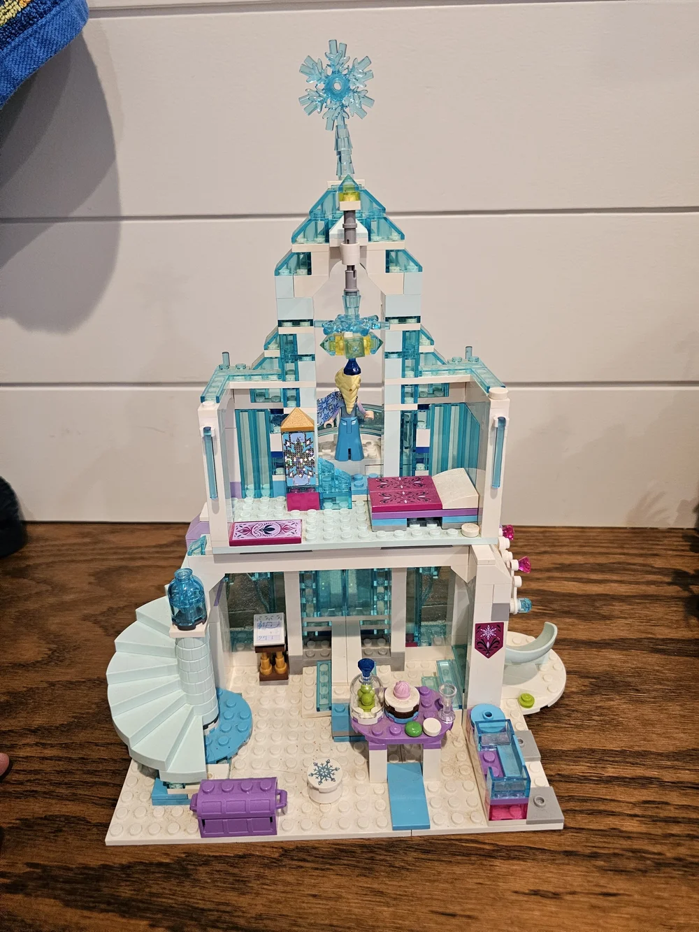 LEGO Elsa's Magical Ice Palace Playset - Blue & White LEGO 41148